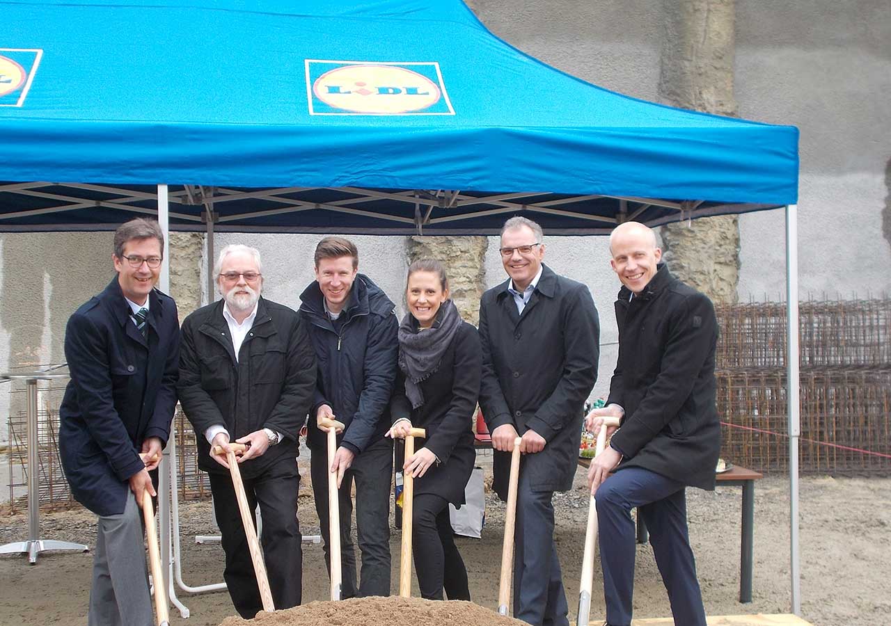 Neubau eines LIDL-Marktes in Würzburg 1 Spatenstich Neubau eines Lidl Marktes Würzburg
