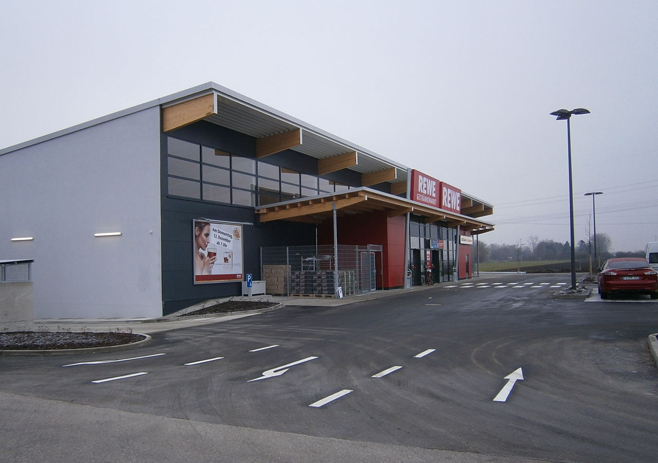 Neubau eines REWE-Marktes in Moosinning 2 Neubau eines REWE-Marktes